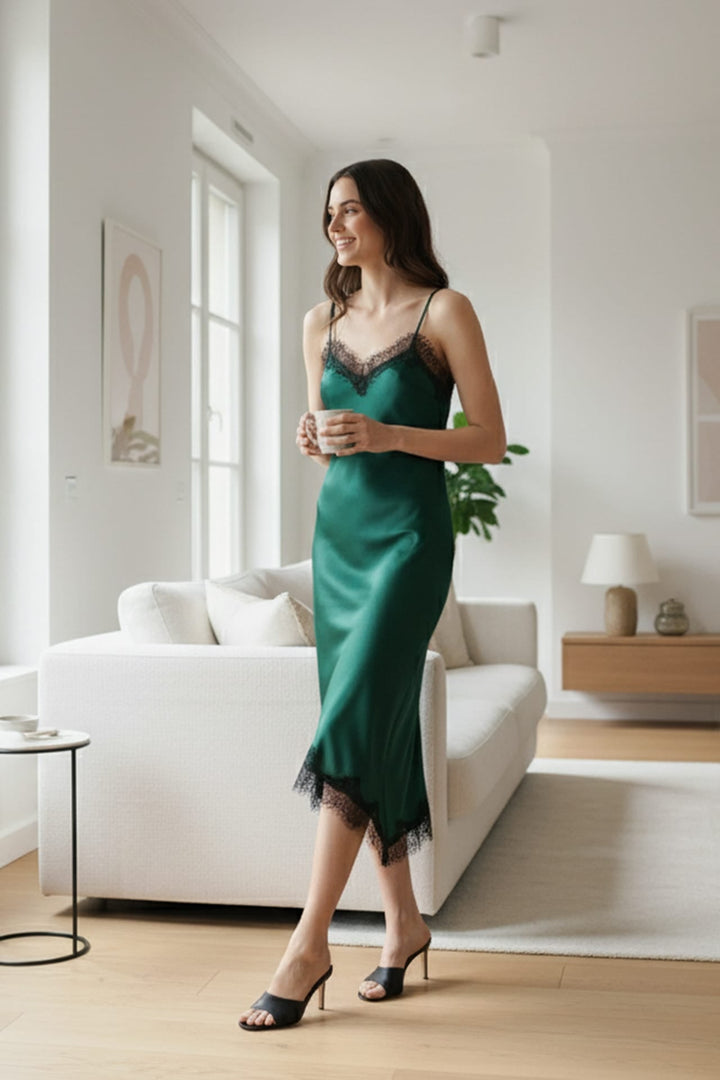 Shahida, Elegant satin lace dress,
Soft lace slip dress,
Chic midi lace dress,