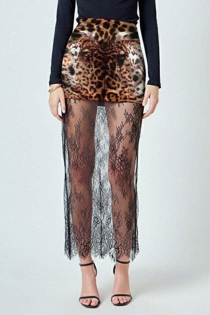 Shahida Parides,
Minimalist evening fashion,
Layered lace detailing,
Timeless romantic outfit,