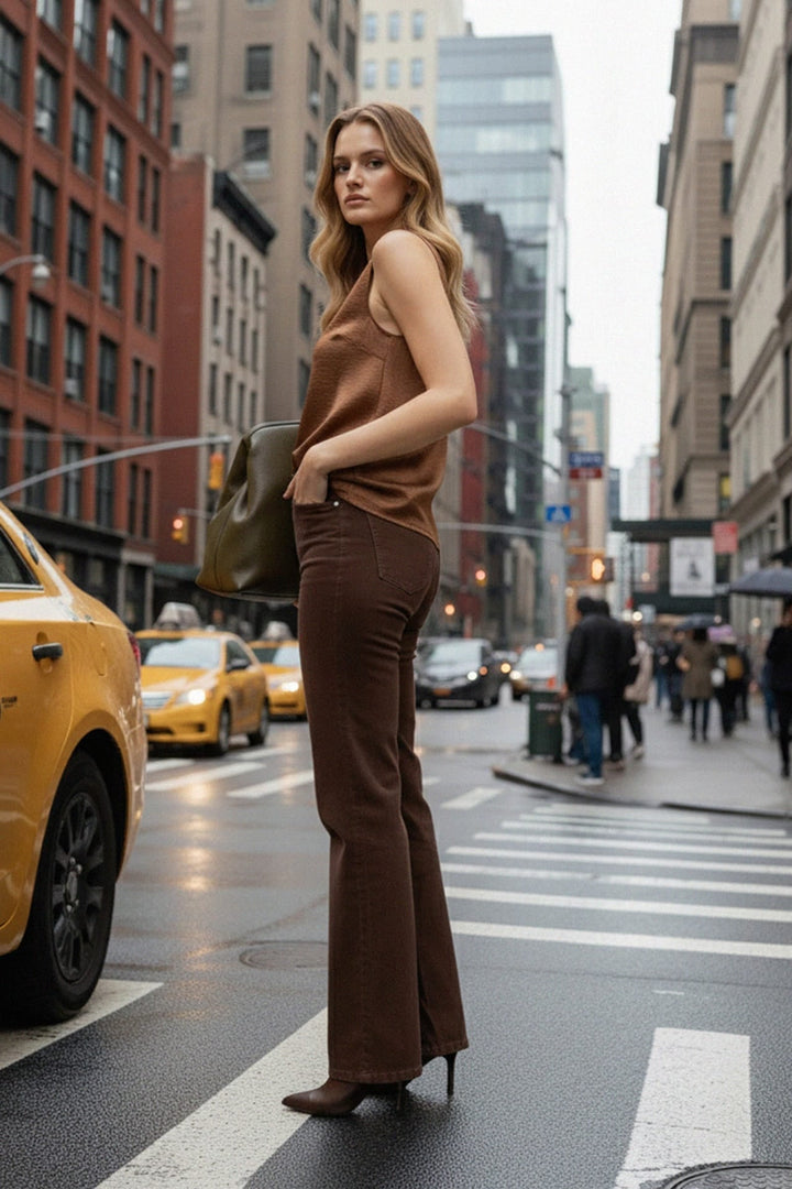 N ea Pari,
Relaxed Brown Top,
Summer Brown Sleeveless Top,
Classic Brown Sleeveless Blouse,