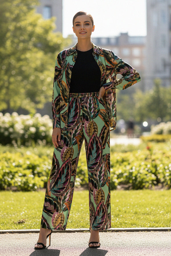 leaf print pants, straight leg trousers, summer outfit, statement set, botanical fashion, chic streetstyle