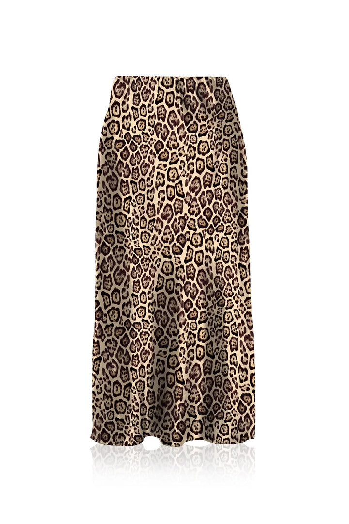 Shahida Parides,
knee length skirts,
knee length skirt women,
knee length skirt length,