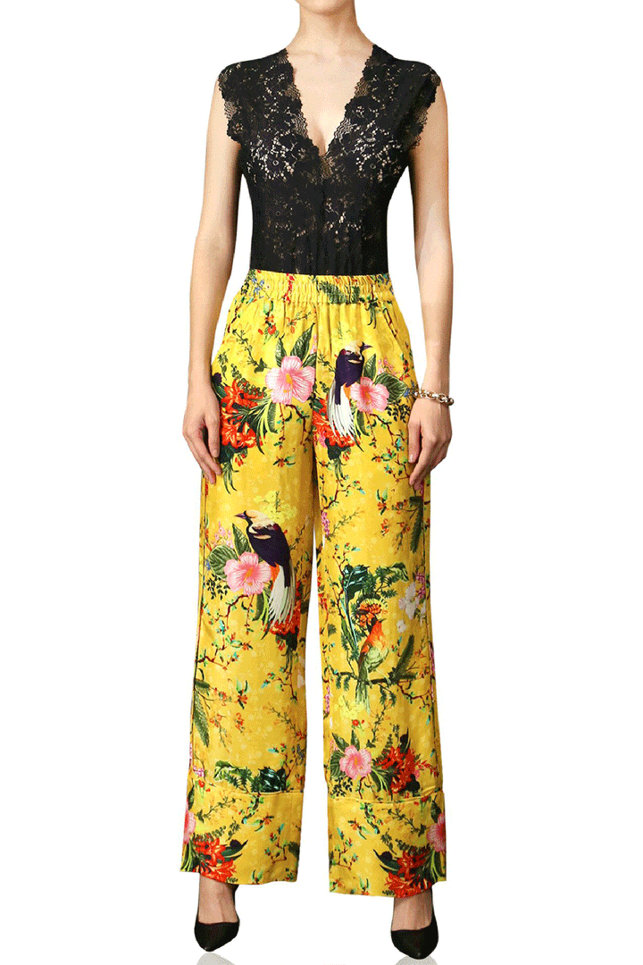 bright-yellow-style, artistic-print-pants, shahida-kyle-richards, lace-top-elegance, chic-modern-edit