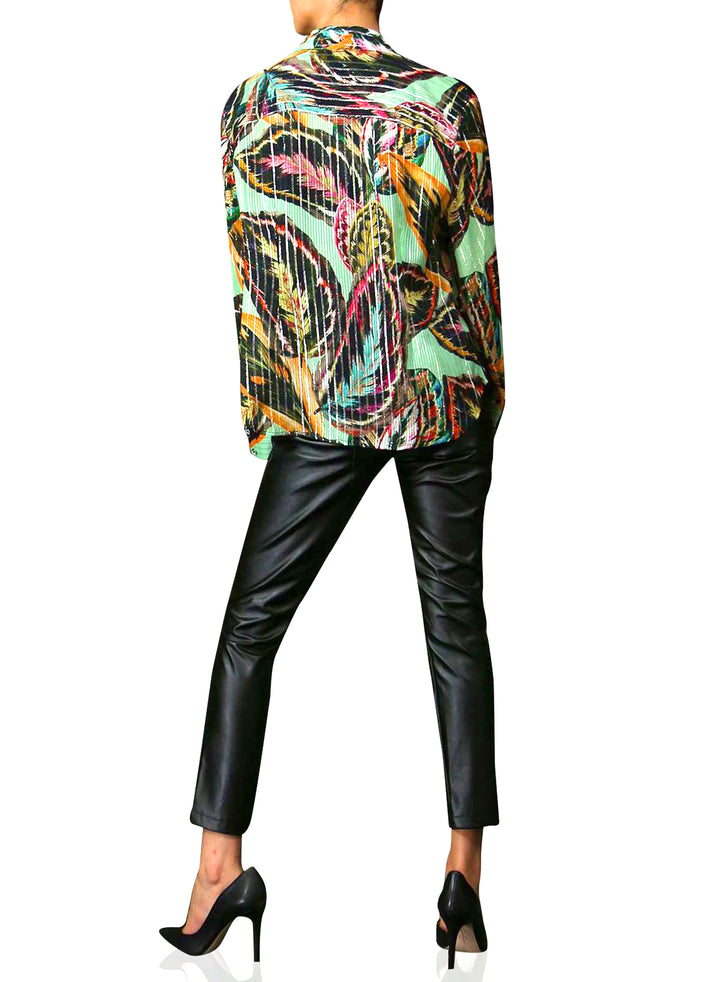 chic everyday blouse, bold leafy pattern, lightweight stylish shirt, warm season fashion, shahida-kyle-richards