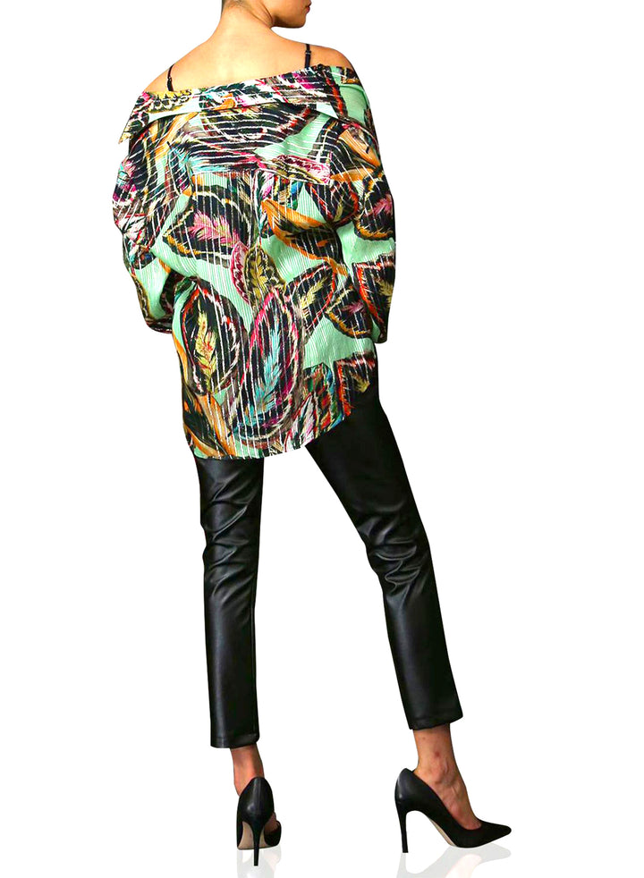 elegant outdoor look, stylish patterned shirt, fashion print top, leafy design blouse, shahida-kyle-richards