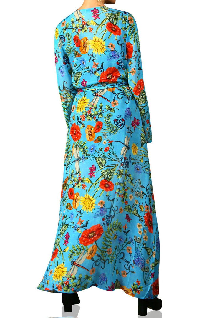 black accents, street fashion, botanical print, flowing duster, feminine chic, modern styling, vibrant colors, luxe tone, urban flair