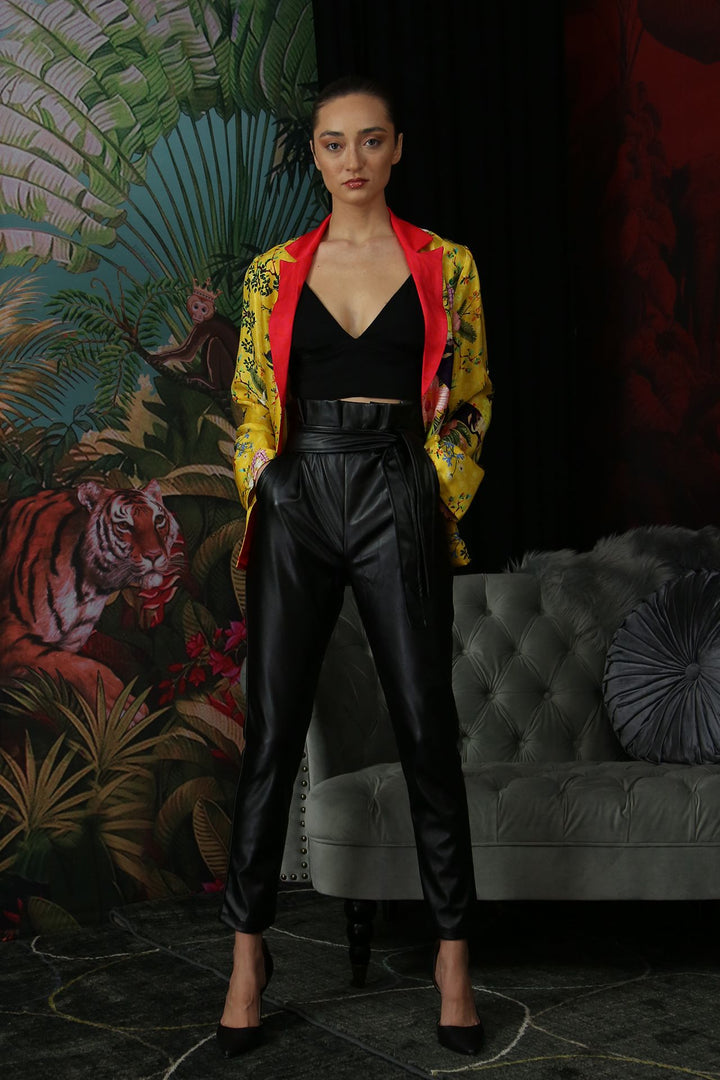 floral-silk-design, bold-style-edit, refined-womenswear, premium-outfit-shot, elegant-fashion-scene