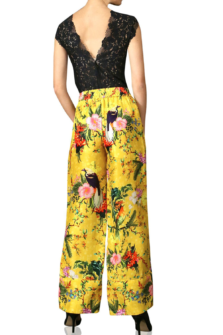 floral-bird-pants, mellow-yellow-wear, shahida-kyle-richards, lace-top-chic, feminine-silhouette-look