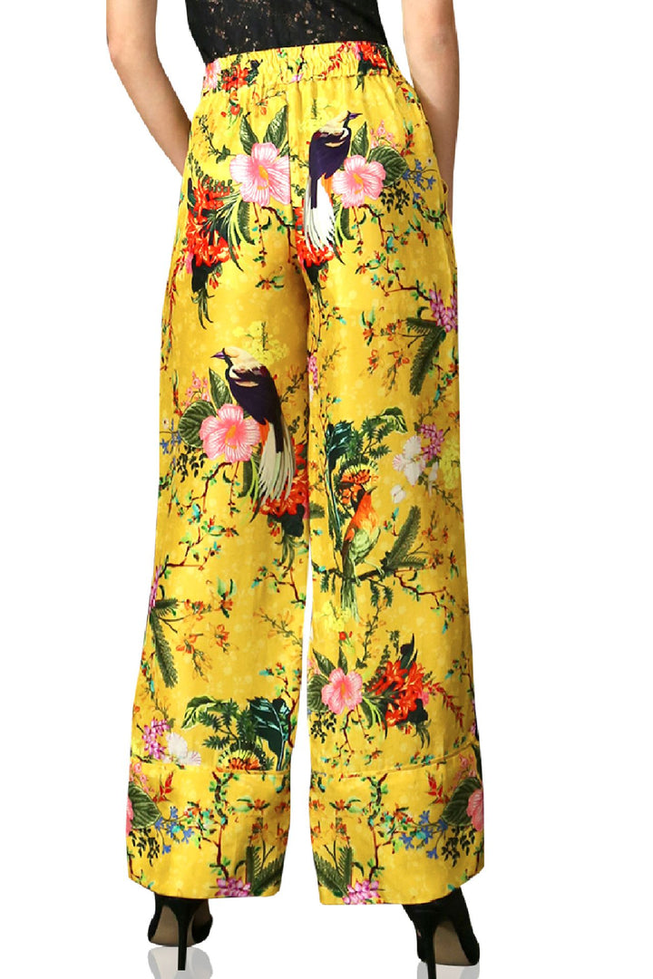 feminine-look-fit, vibrant-print-design, elegant-straight-leg, luxury-outfit-image, chic-aesthetic-shot