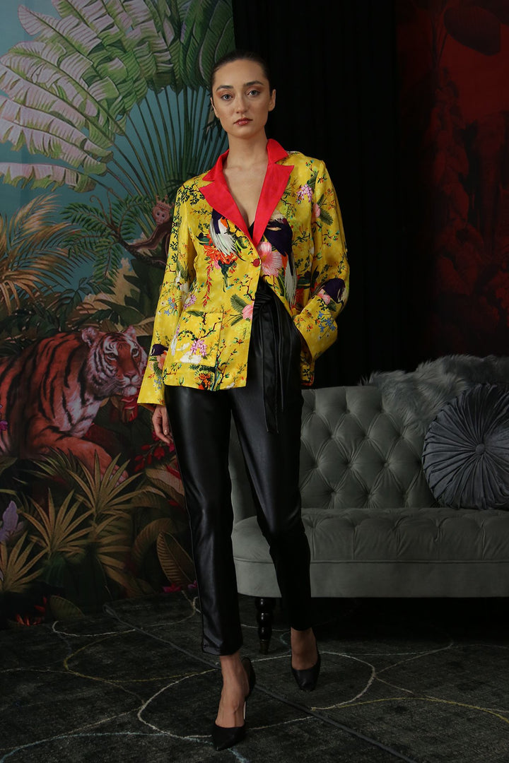 luxury-outfit-choice, standout-feminine-style, printed-suit-wear, high-end-womenswear, premium-look-edit